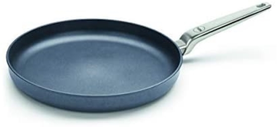 Picture of WOLL Diamond LITE Pro induction, cast-iron ladle with stainless steel handle, Ø 32 cm, 5 cm high