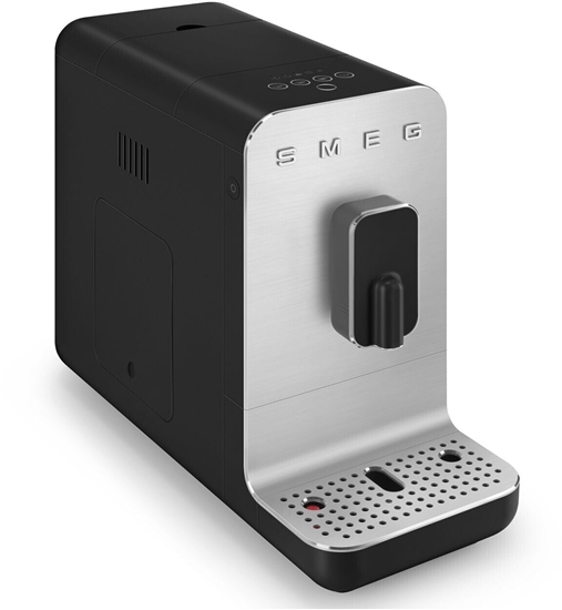 תמונה של מכונת קפה בעיצוב רטרו SMEG BCC01