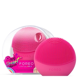 Picture of FOREO Luna play smart 2 - Facial Cleansing Brush - 2-in-1 Skin Analysis & Facial Cleanser